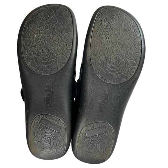 Alegria Kara Blue Metallic Sparkle Leather Clogs Size 40 - Picture 7 of 9